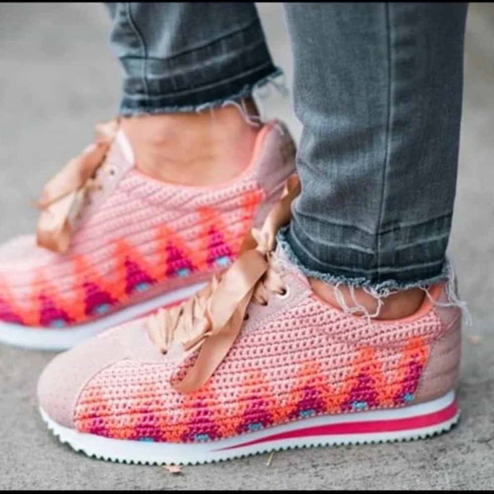 POPPY Hand Crocheted Sneakers